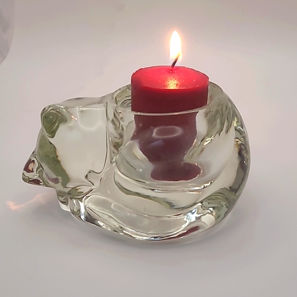 Avon heavy clear glass sleeping cat candle holder/paperweight - Picture 8 of 9